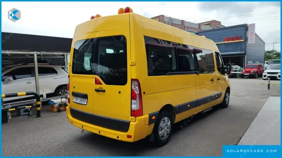 RENAULT KOREA MASTER SCHOOL BUS