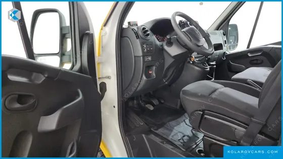 RENAULT KOREA MASTER SCHOOL BUS