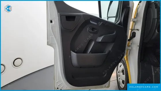RENAULT KOREA MASTER SCHOOL BUS