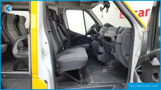 RENAULT KOREA MASTER SCHOOL BUS