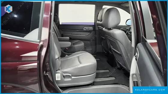 KGM - SSANGYONG KORANDO 2WD EXTREME 9-SEATER