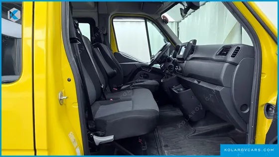 RENAULT KOREA MASTER SCHOOL BUS