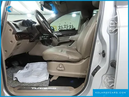 KGM - SSANGYONG KORANDO 4WD CHATEAU 11-SEATER