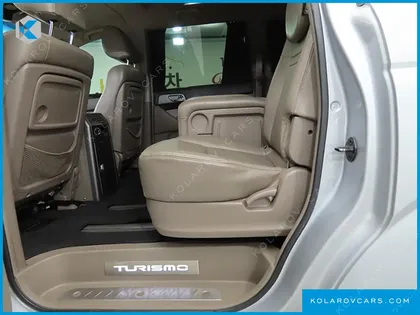 KGM - SSANGYONG KORANDO 4WD CHATEAU 11-SEATER