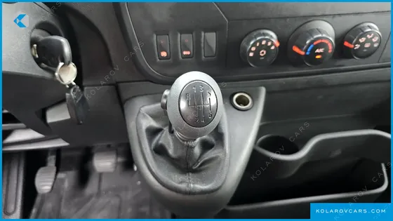 RENAULT KOREA MASTER 2.3 15-SEATER
