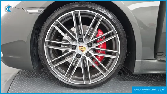 PORSCHE 718 4.0 GTS