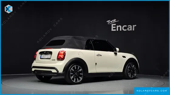 MINI COOPER CONVERTIBLE CLASSIC LAUNCH PACK