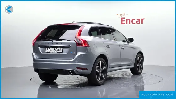 VOLVO XC60 T6 R-DESIGN