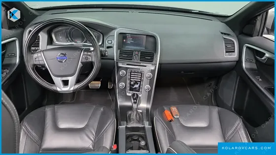 VOLVO XC60 T6 R-DESIGN