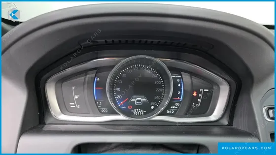 VOLVO XC60 T6 R-DESIGN