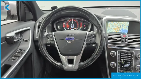 VOLVO XC60 D5 R-DESIGN AWD