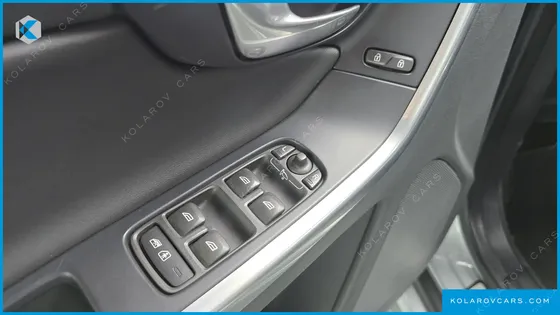 VOLVO XC60 D5 R-DESIGN AWD