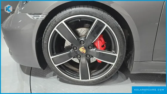 PORSCHE 718 2.5 GTS