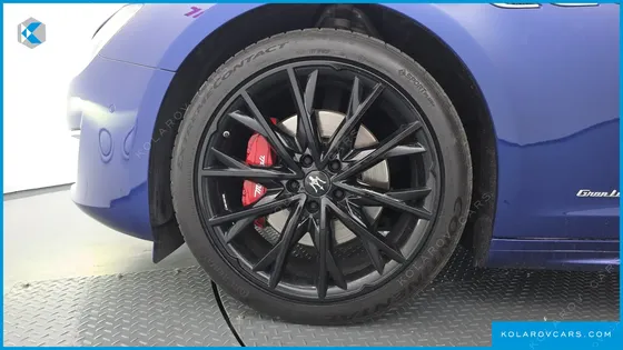 MASERATI GHIBLI 3.0 GRANLUSSO