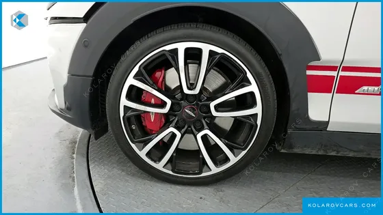 MINI CLUBMAN JCW