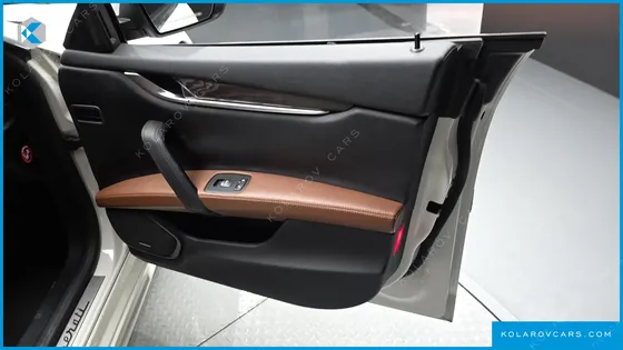 MASERATI GHIBLI 3.0 DIESEL GRANSPORT