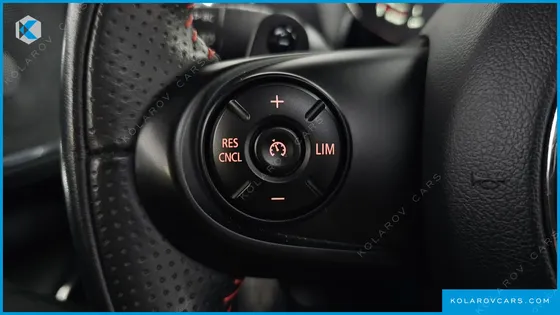 MINI CLUBMAN JCW
