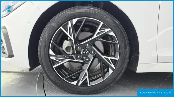 KIA K5 NOBLESSE