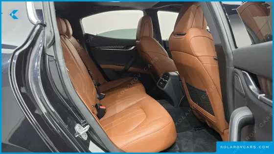 MASERATI GHIBLI 3.0 GRANSPORT