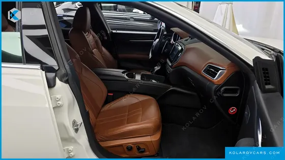 MASERATI GHIBLI 3.0 GRANSPORT