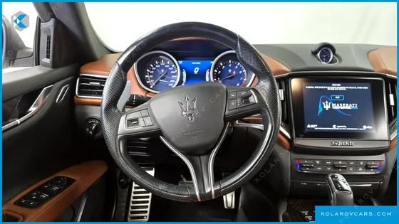 MASERATI GHIBLI 3.0 GRANSPORT