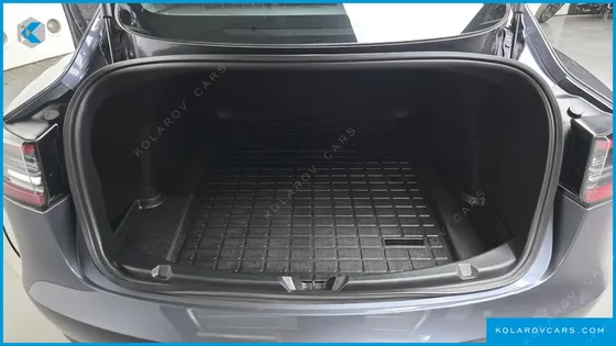 TESLA MODEL 3 STANDARD RANGE PLUE RWD