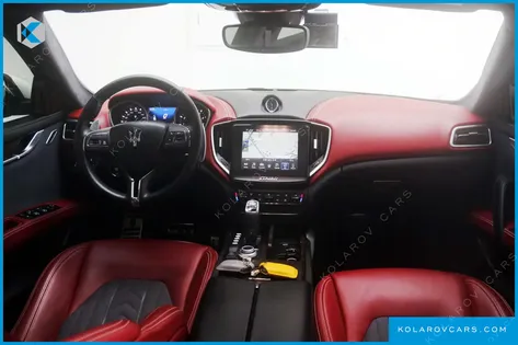 MASERATI GHIBLI 3.0 GRANLUSSO