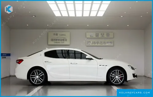 MASERATI GHIBLI 3.0 GRANLUSSO