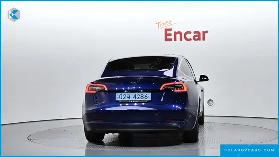 TESLA MODEL 3 STANDARD RANGE PLUE RWD