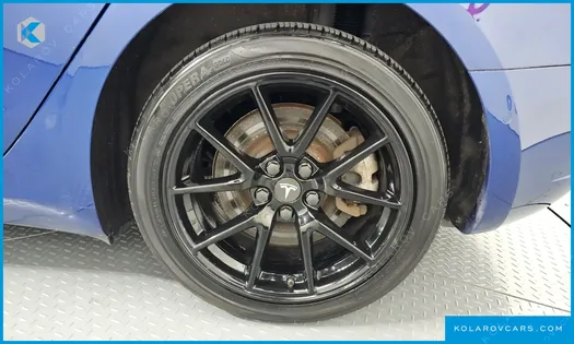 TESLA MODEL 3 STANDARD RANGE PLUE RWD