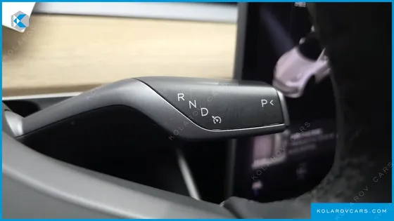 TESLA MODEL 3 STANDARD RANGE PLUE RWD