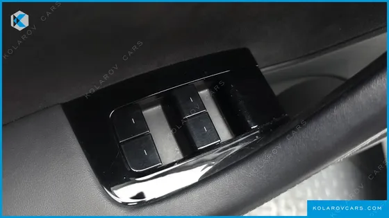 TESLA MODEL 3 STANDARD RANGE PLUE RWD