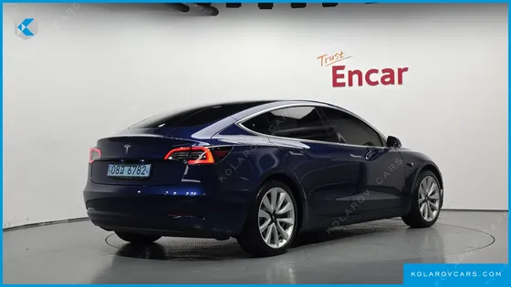 TESLA MODEL 3 STANDARD RANGE PLUE RWD