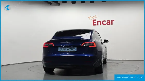 TESLA MODEL 3 STANDARD RANGE PLUE RWD