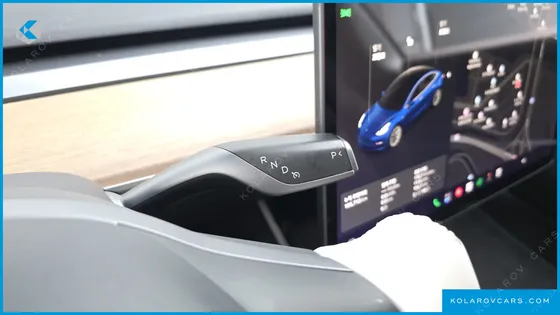 TESLA MODEL 3 STANDARD RANGE PLUE RWD