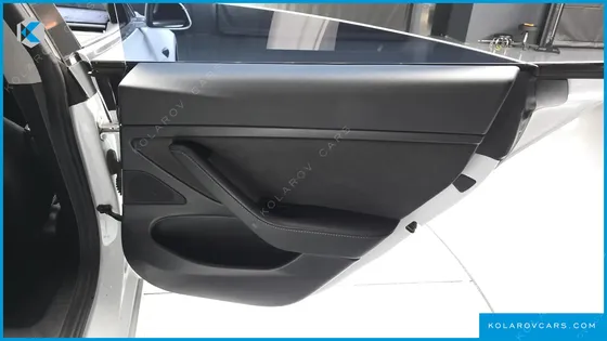 TESLA MODEL 3 STANDARD RANGE PLUE RWD
