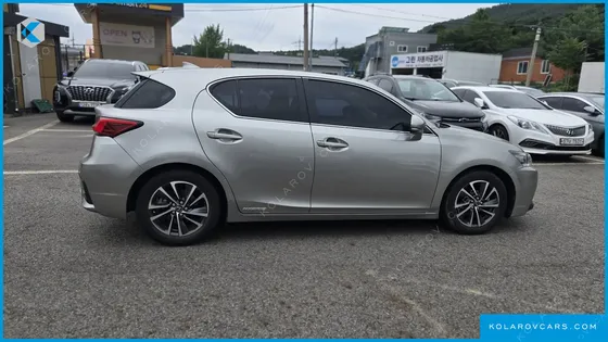 LEXUS CT200H 1.8 SUPREME