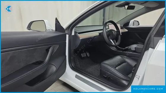 TESLA MODEL 3 LONG RANGE AWD