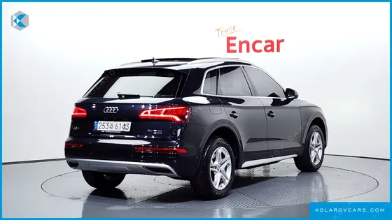 AUDI Q5 45 TFSI QUATTRO