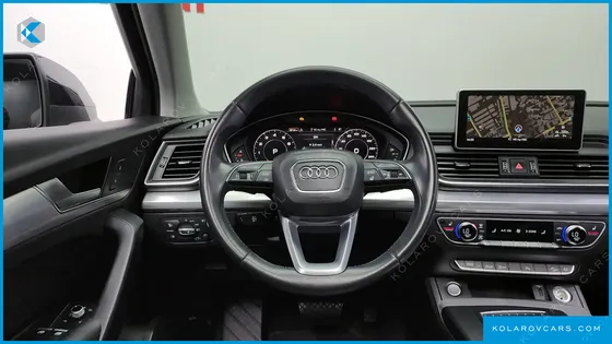 AUDI Q5 45 TFSI QUATTRO