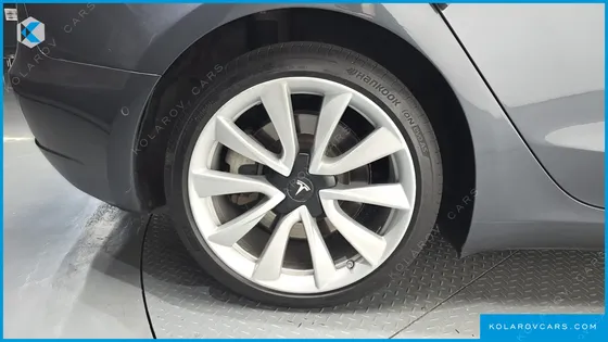 TESLA MODEL 3 LONG RANGE AWD