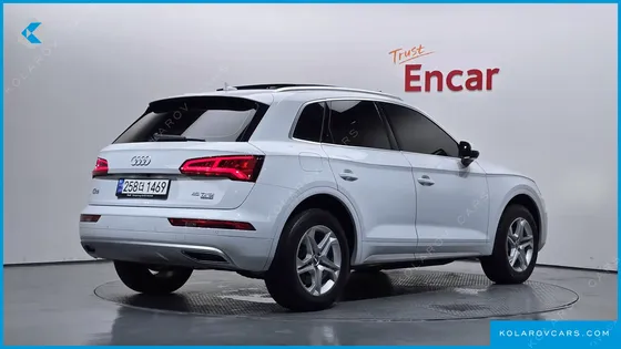 AUDI Q5 45 TFSI QUATTRO