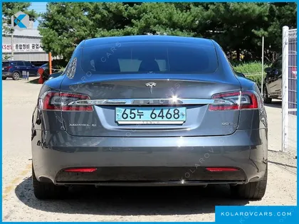 TESLA MODEL S 90D