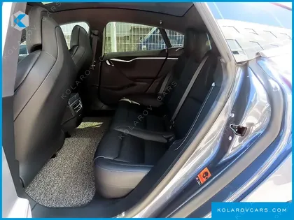 TESLA MODEL S 90D