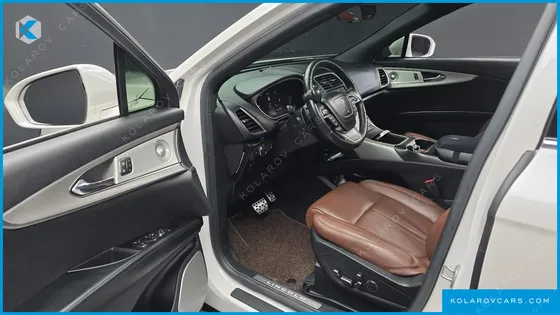 LINCOLN NAUTILUS 2.7 RESERVE AWD