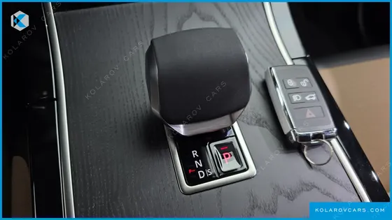 LAND ROVER RANGE ROVER VELAR 3.0 P400 AUTOBIOGRAPHY