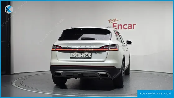 LINCOLN NAUTILUS 2.7 RESERVE AWD