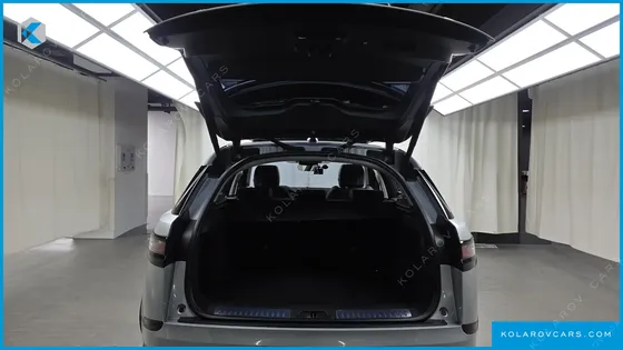 LAND ROVER RANGE ROVER VELAR 2.0 D240 SE