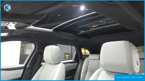 LAND ROVER RANGE ROVER VELAR 2.0 P400E DYNAMIC SE