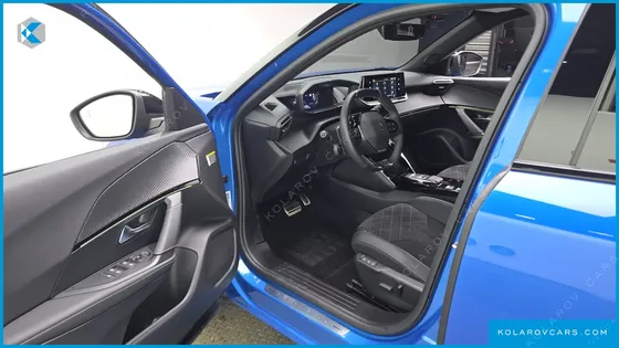 PEUGEOT 2008 EV GT